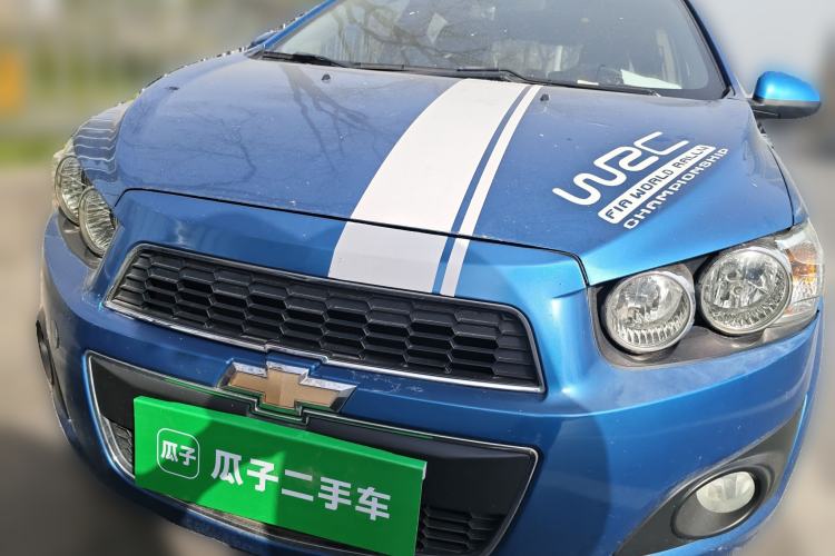 Used Chevrolet Aveo Sonic 2011 Hatchback 1.6L MT SX
