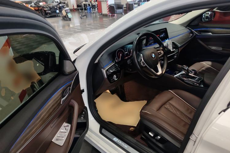Used BMW 5 Series New Energy 2019 Updated Version 530Le Luxury Package Driver Seat