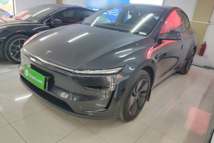 Used Tesla Model Y 2025 Long-Range All-Wheel Drive First Edition