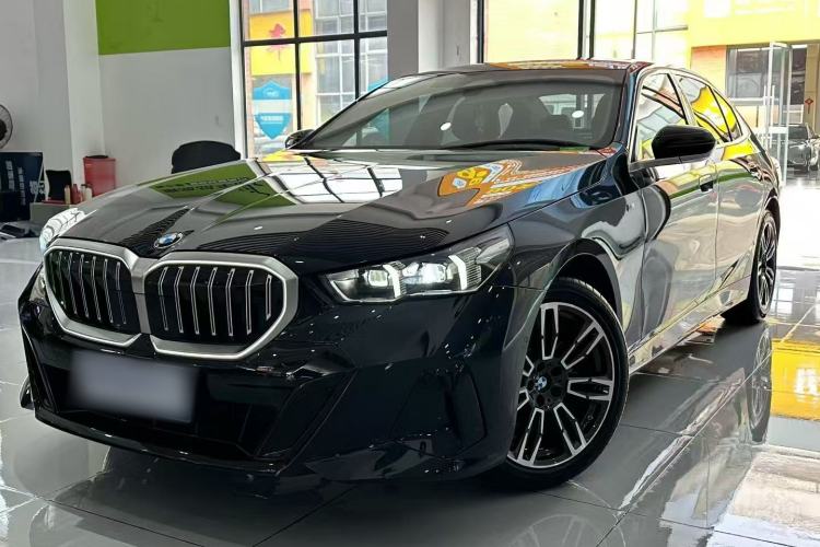 Used BMW 5 Series 2025 525Li M Sport Package