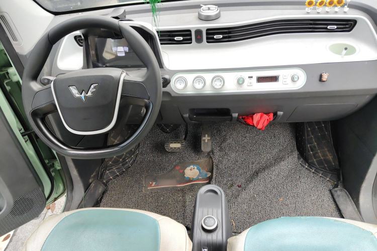 Used Wuling Hongguang MINIEV 2021 Macaron Premium Model – Lithium-NMC