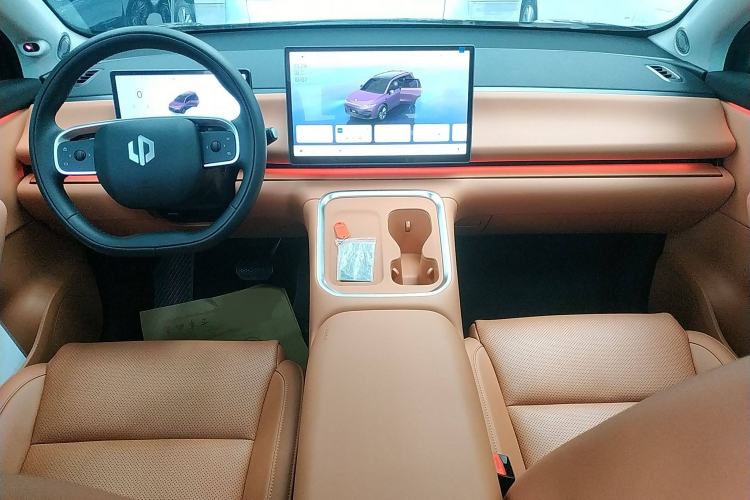 Used Leapmotor C16 2026 Extended-Range 280 LiDAR Zhizun Edition 6 Seats
