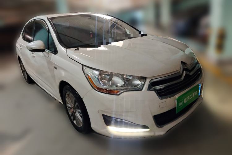 Used Citroen C4L 2015 1.2T Automatic Luxury Edition Front Right 45 Deg