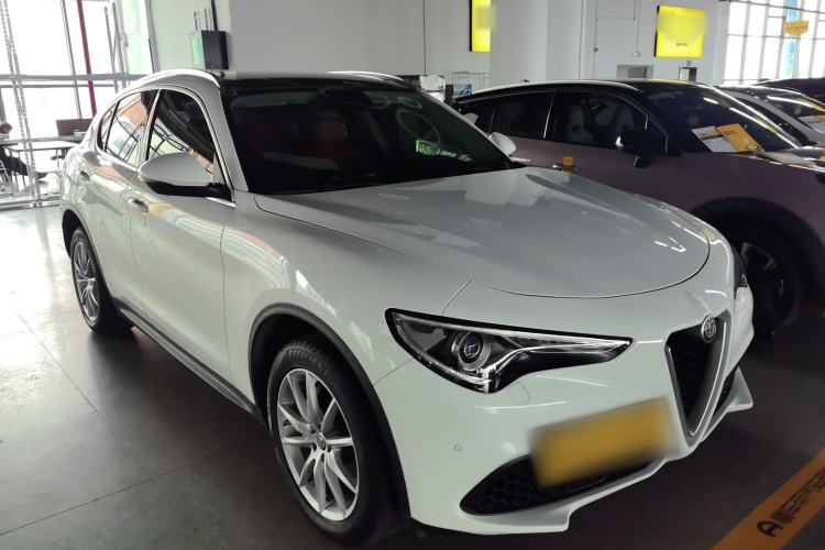 Used Alfa Romeo Stelvio 2017 2.0T 280HP Luxury Edition