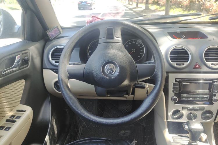 Used Volkswagen Lavida 2011 1.6L Automatic PinYou Edition Steering Wheel