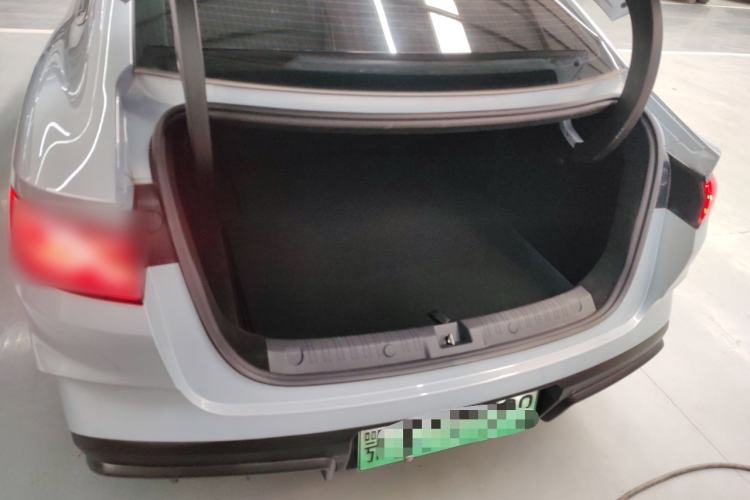 Used BYD Qin L 2025 DM-i Smart Drive 120KM Superior Model