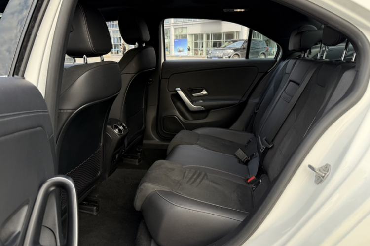 Used Mercedes-Benz A-Class 2021 A 200 L Sport Sedan Fashion Model
