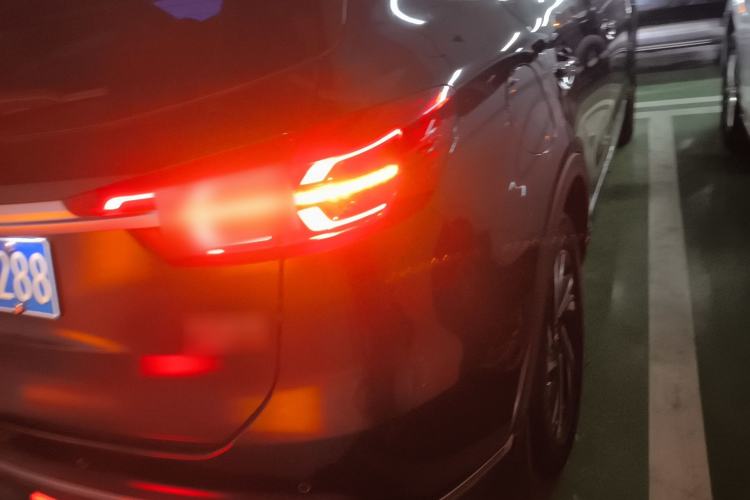 Used Hongqi HS5 2022 Revised Version 2.0T Smart Connect Flagship Edition