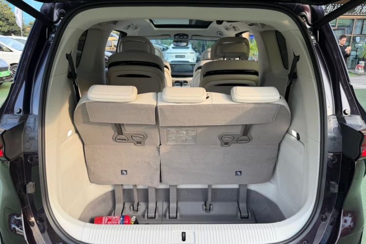 Used FORTHING Xinghai V9 2024 1.5TD 200km Qingyunti Series Premium Version Interior 8