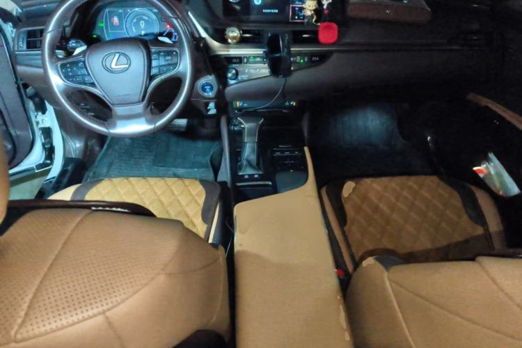 Used Lexus ES 2018 300h Premier Edition China V Standard