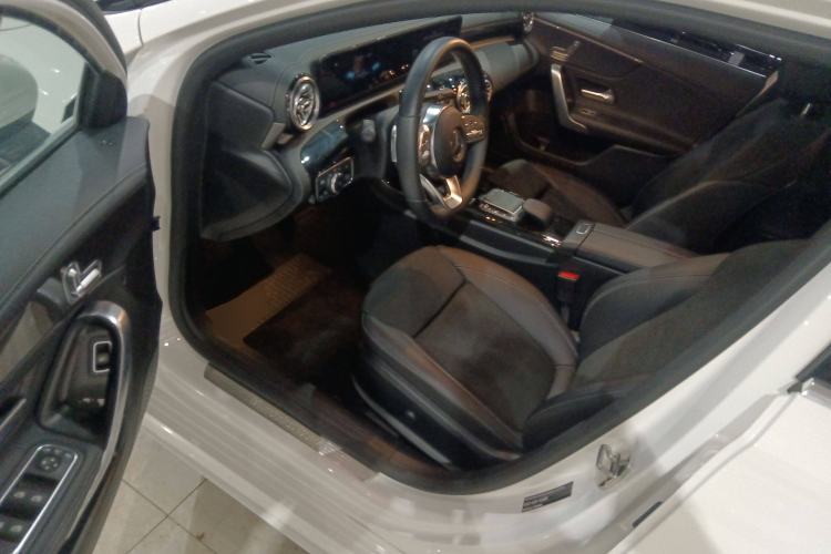 Used Mercedes-Benz A-Class 2021 A 200 L Sport Sedan Fashion Model