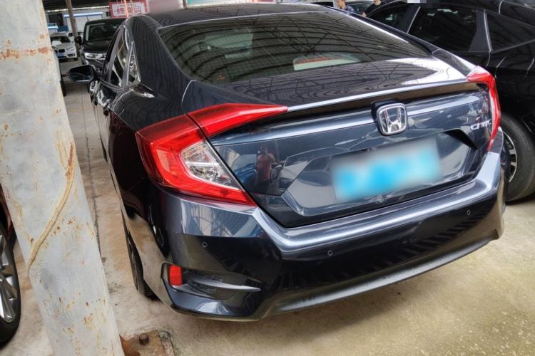 Used Honda Civic 2016 220TURBO Manual Luxury Edition
