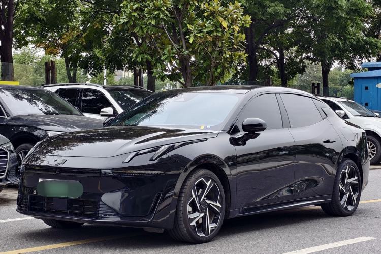 Used Lynk & Co 07 2024 EM-P 126 Long-Range Halo