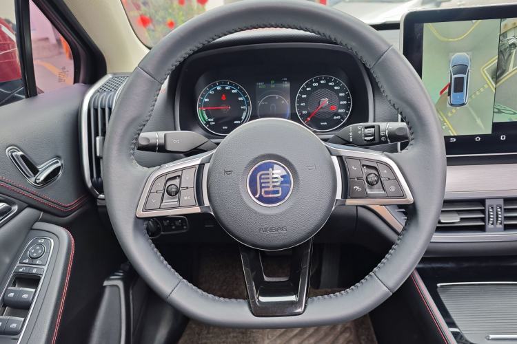 Used BYD Tang New Energy 2020 DM 2.0T Dual-Engine All-Wheel Drive Prestige 7-Seater China VI Standard