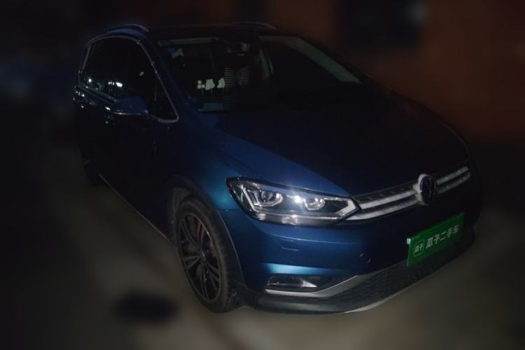 Used Volkswagen Touran 2018 Volkswagen Touran L 280TSI DSG Boundary Edition 6-Seater China VI Standard Front Right 45 Deg