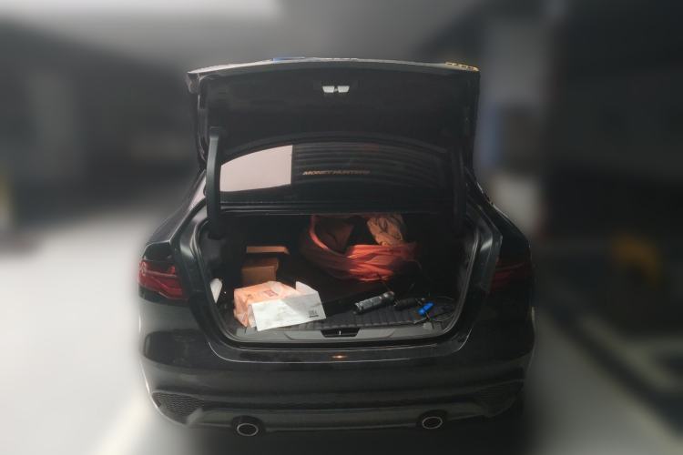 Used Jaguar XEL 2023 2.0T 250 PS R-DYNAMIC S Advanced Sport Edition Trunk