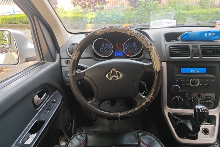 Used CHANGAN KAICHENG Ruixing M70 2019 1.5L Comfort Version 6-Seater China VI Standard Flat Roof Liftback Doors – DAM15KL