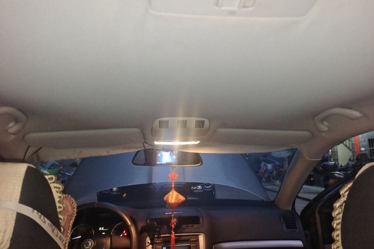 Used Skoda Octavia 2012 1.6L Manual Eado Edition Headliner