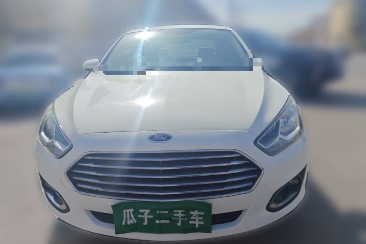 Used Ford Escort 2015 1.5L Automatic Fashion Model
