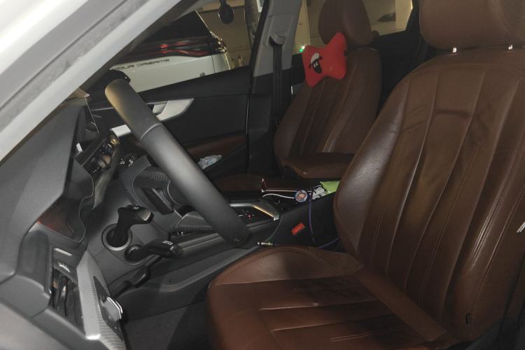 Used Audi A4L 2017 40 TFSI Fashion Model Left Front Seat