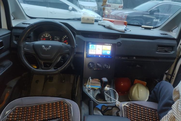 Used Wuling Hongguang PLUS 2019 1.5T Manual Standard Edition 5 Seats