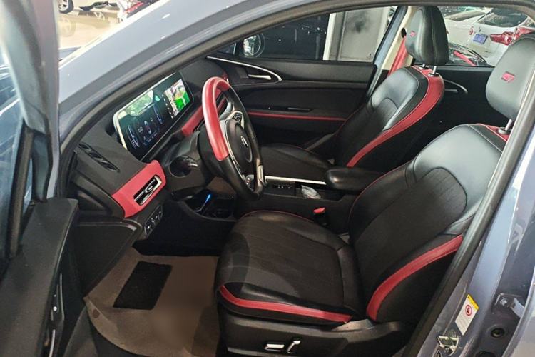 Used ORA Good Cat GT 2022 Mulan Edition 480km Long-Range续航 Interior 1