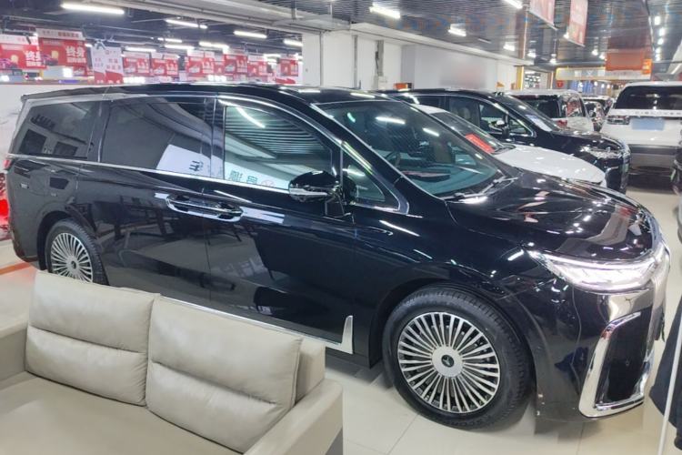 Used VOYAH Dream 2025 PHEV Four-Wheel Drive Excellence Kunpeng Edition Exterior 1