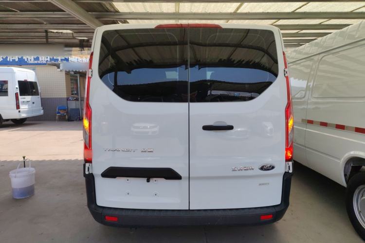Used Ford Transit 2019 2.0T Gasoline Multi-Purpose Commercial Vehicle Short Wheelbase Low Roof 6-Seater China VI Standard