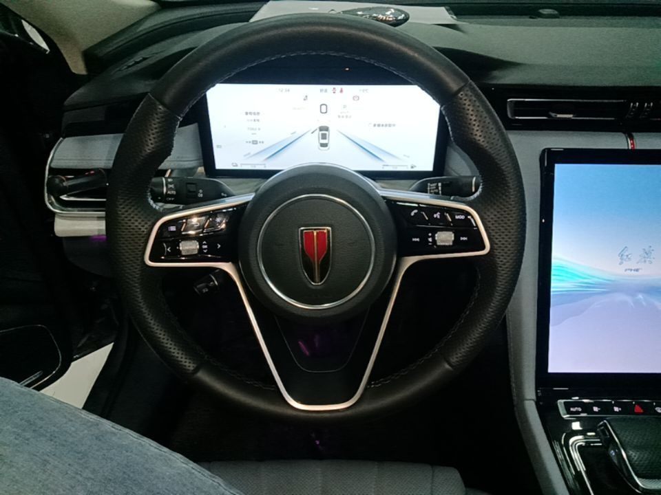 Hongqi H5 PHEV 2025 170 Super Hybrid Version — снимка 13