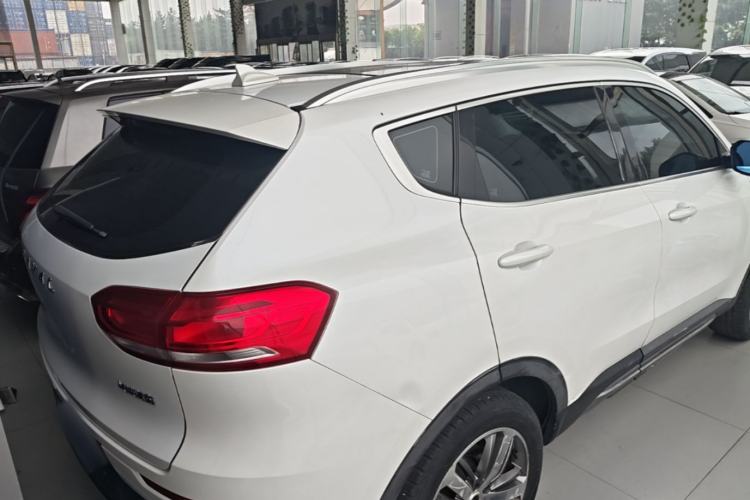 Used Haval H6 2017 Red-Label 1.3T Automatic Two-Wheel Drive ZhiShang Model
