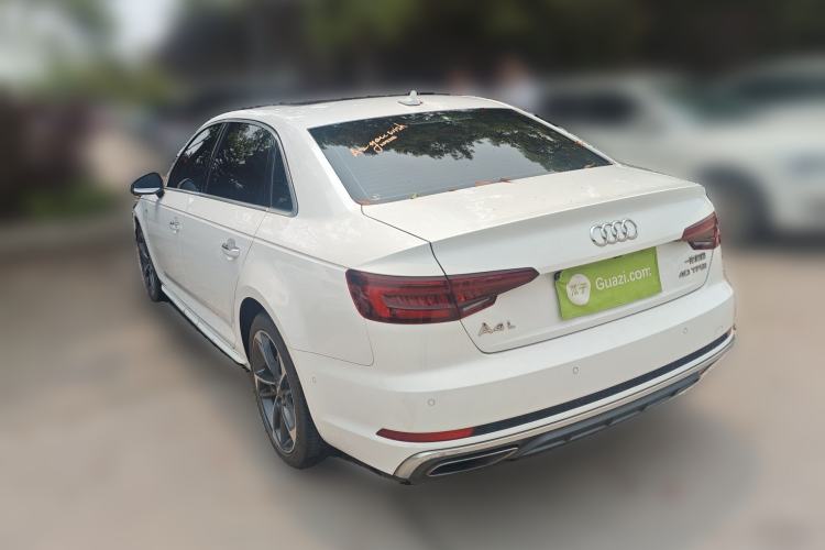 Used Audi A4L 2019 40 TFSI Fashion Edition China VI Emission Standard Rear Left 45 Deg