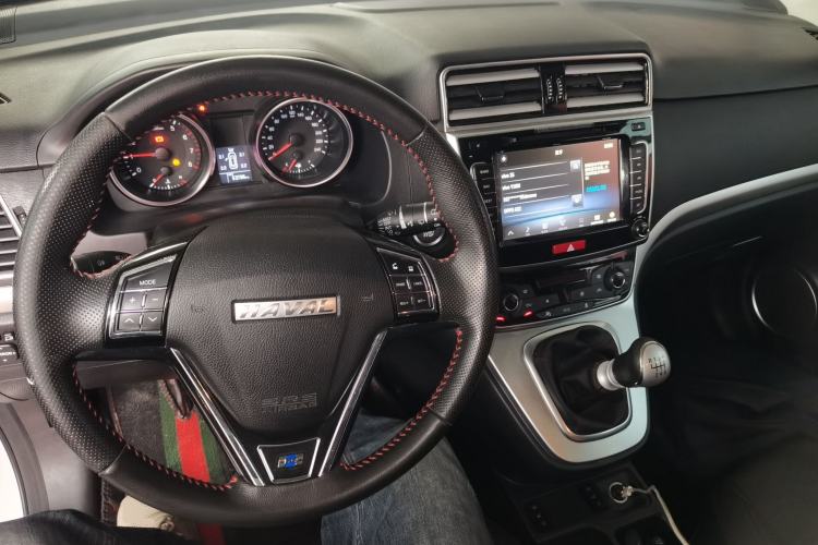 Used Haval H6 2017 Blue Label Sport Edition 1.5T Manual Two-Wheel Drive Elite Model Center Console