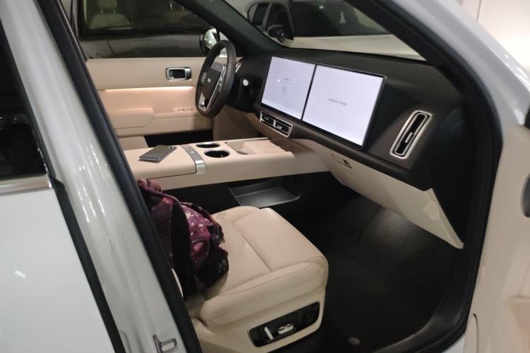 Used Li Auto L7 2025 Max Smart Refresh Edition
