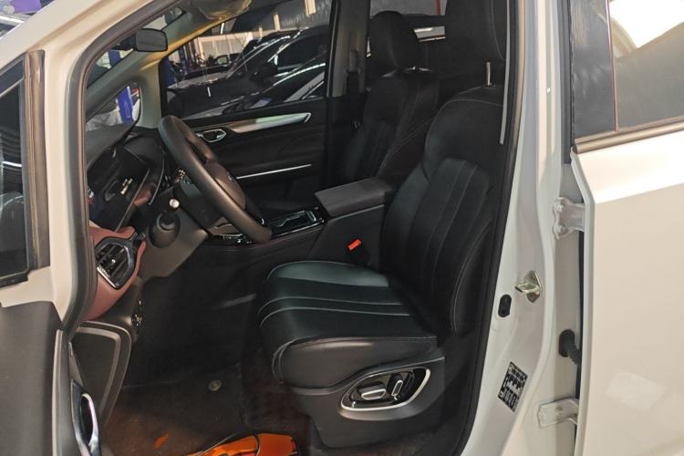 Used GAC Trumpchi M6 2023 PRO 270T DCT Luxury Edition