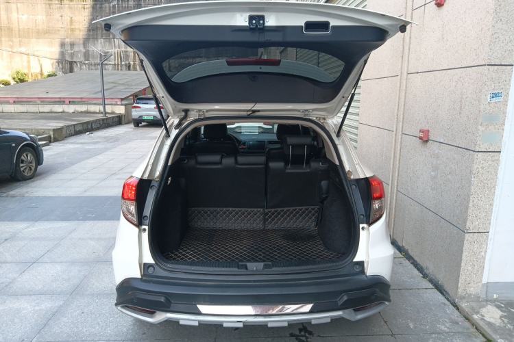 Used Honda Vezel 2020 1.5L CVT Pioneer Edition