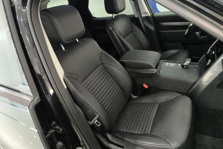 Used Land Rover Discovery 2023 Restyled 360 PS R-Dynamic SE