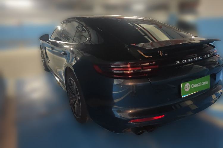 Used Porsche Panamera 2019 Panamera 2.9T Rear Left 45 Deg
