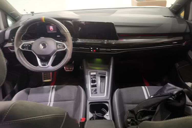 Used Volkswagen Golf 2021 280TSI DSG R-Line Center Console