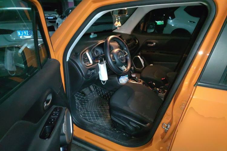 Used Jeep Renegade 2017 180T Automatic High-Energy Version