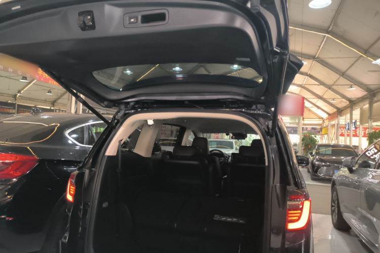 Used Honda Odyssey 2024 2.0L eHEV Sharp & Smart Edition