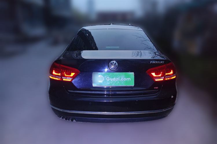 Used Volkswagen Passat 2011 2.0 TSI DSG Premium Edition