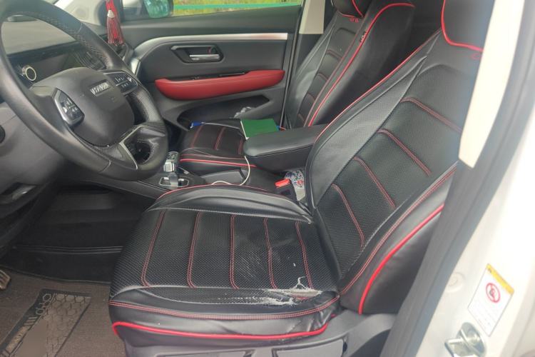 Used Haval H2s 2017 Blue Label 1.5T Dual-Clutch Luxury Model Left Front Seat