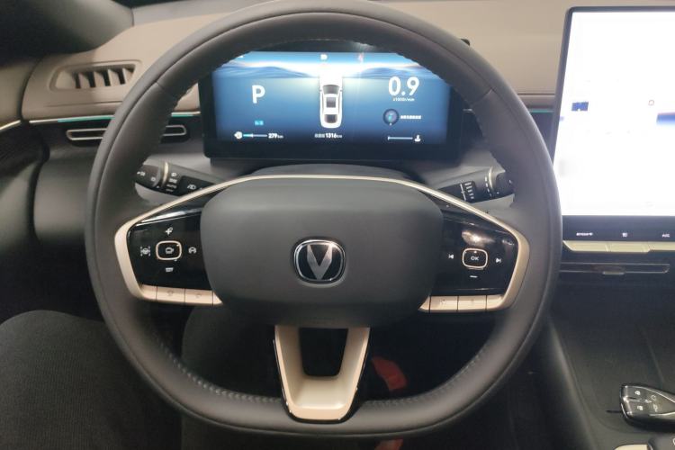 Used Changan Eado 2026 Model, Fourth Generation, 1.5T 500Bar Smart Enjoyment Edition
