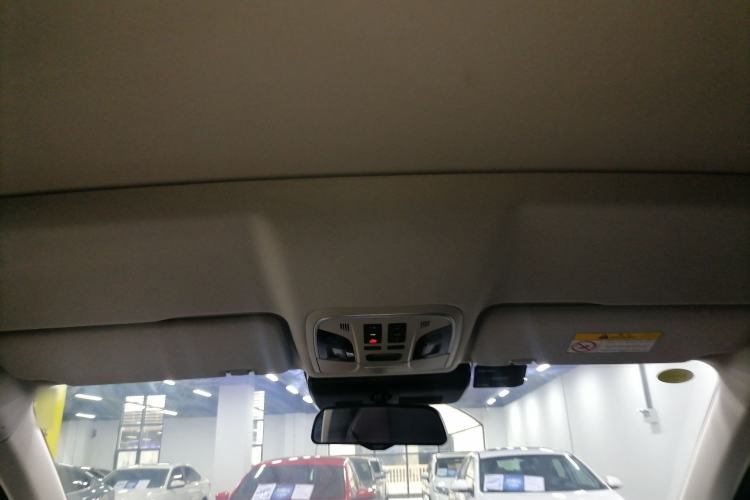 Used Wey VV5 2021 1.5T Two-Wheel Drive Smart Pioneer
