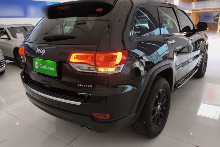 Used Jeep Grand Cherokee 2015 3.0TD Diesel Comfort Navigation Edition
