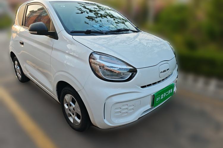 Used Roewe Clever 2021 302 km New Four-Seater Super-Efficient Version
