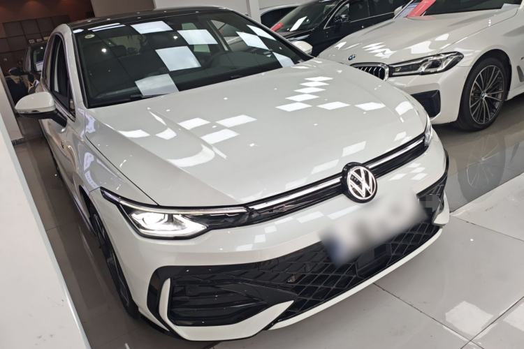 Used Volkswagen Golf 2025 300TSI R-Line