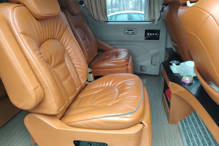 Used SAIC MAXUS G10 2014 2.0T Automatic Fashion Edition Left Rear Seat