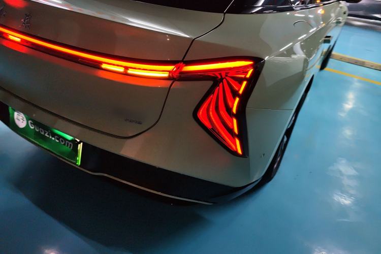 Used Hongqi EH7 2024 690 Pro