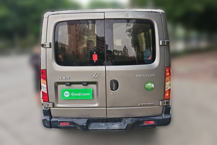 Used SAIC MAXUS Xintu V80 2017 2.5T 5-Speed Manual Aoyuntong National IV Short Wheelbase Ultra-Low Roof 5/6/10-Seater